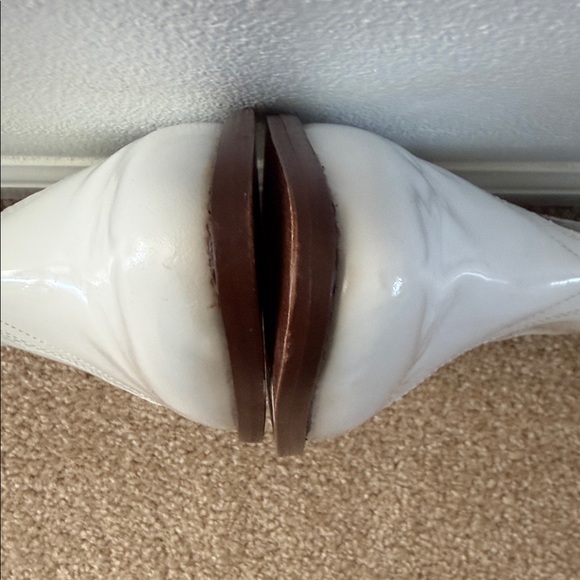 Free People- White Patent New Frontier Western Ankle Boots NIB- Size 6.5 (36.5) - Picture 8 of 11